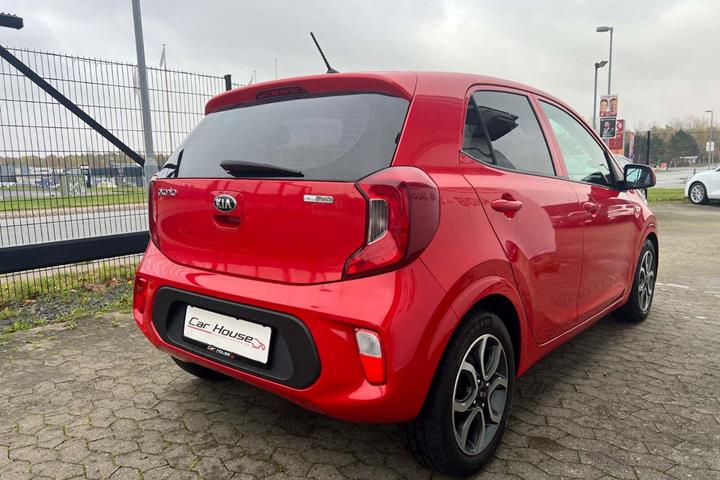 Rød Kia Picanto fra 2018