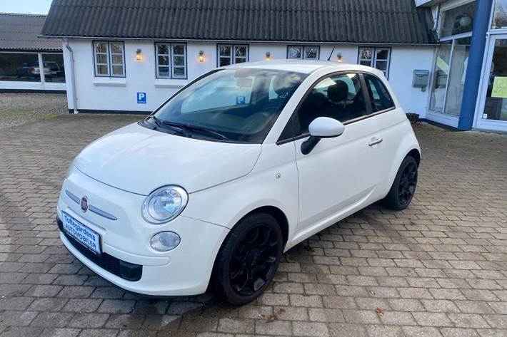 undefined Fiat 500 fra 2011 set udefra