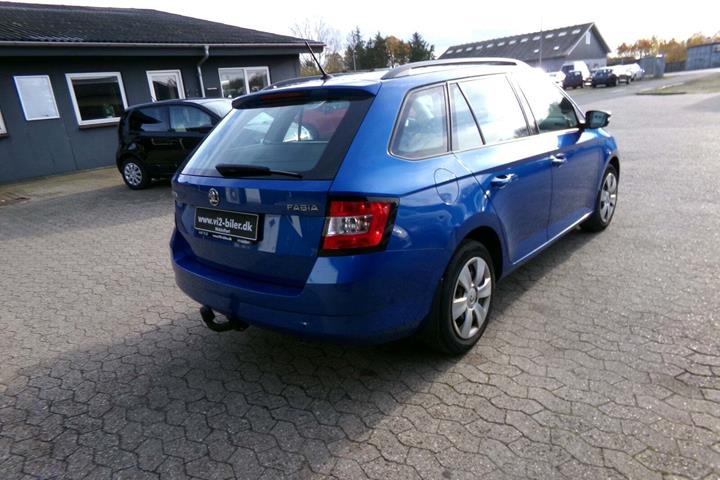 Blå Skoda Fabia fra 2018