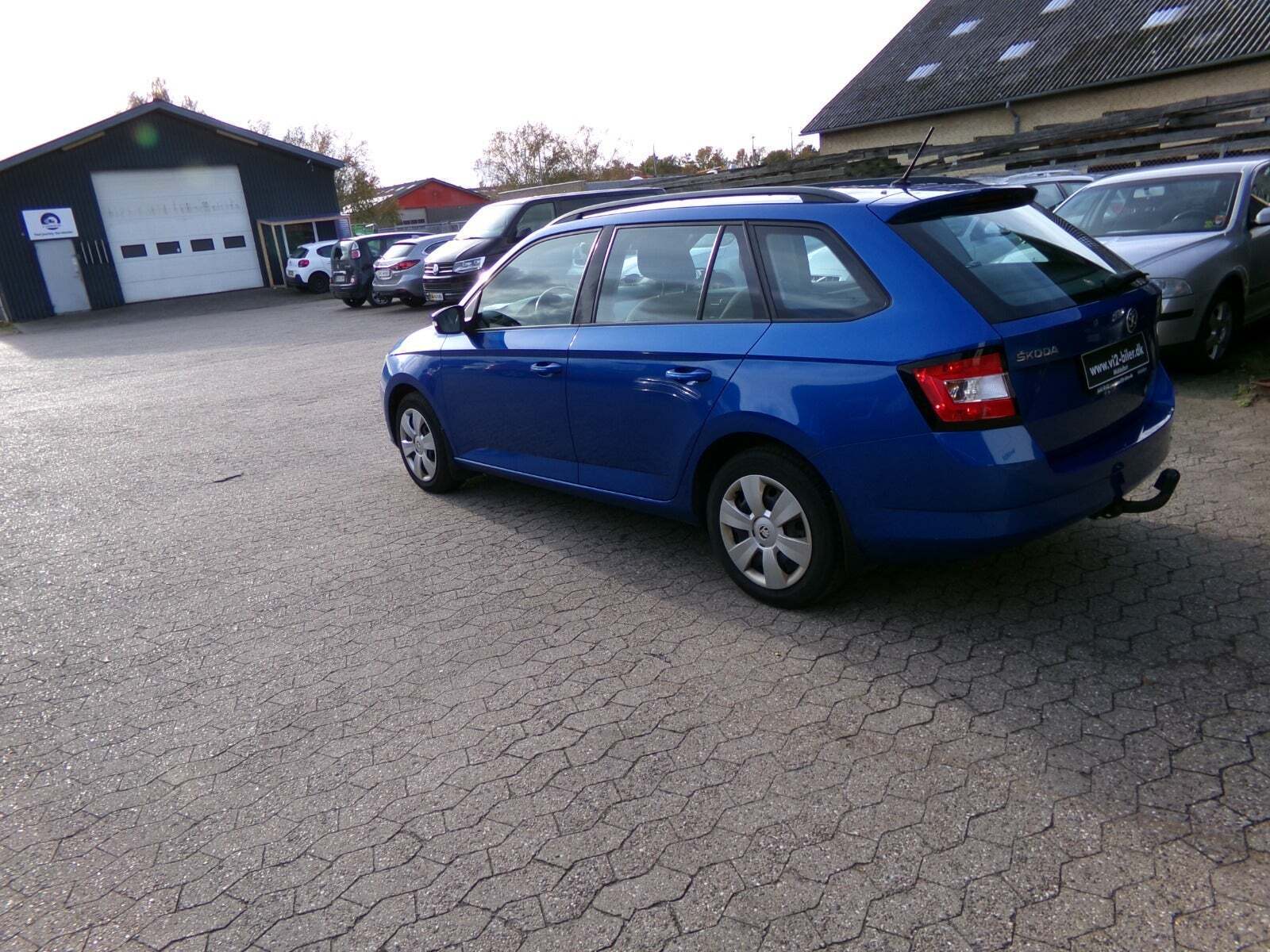 Blå Skoda Fabia fra 2018