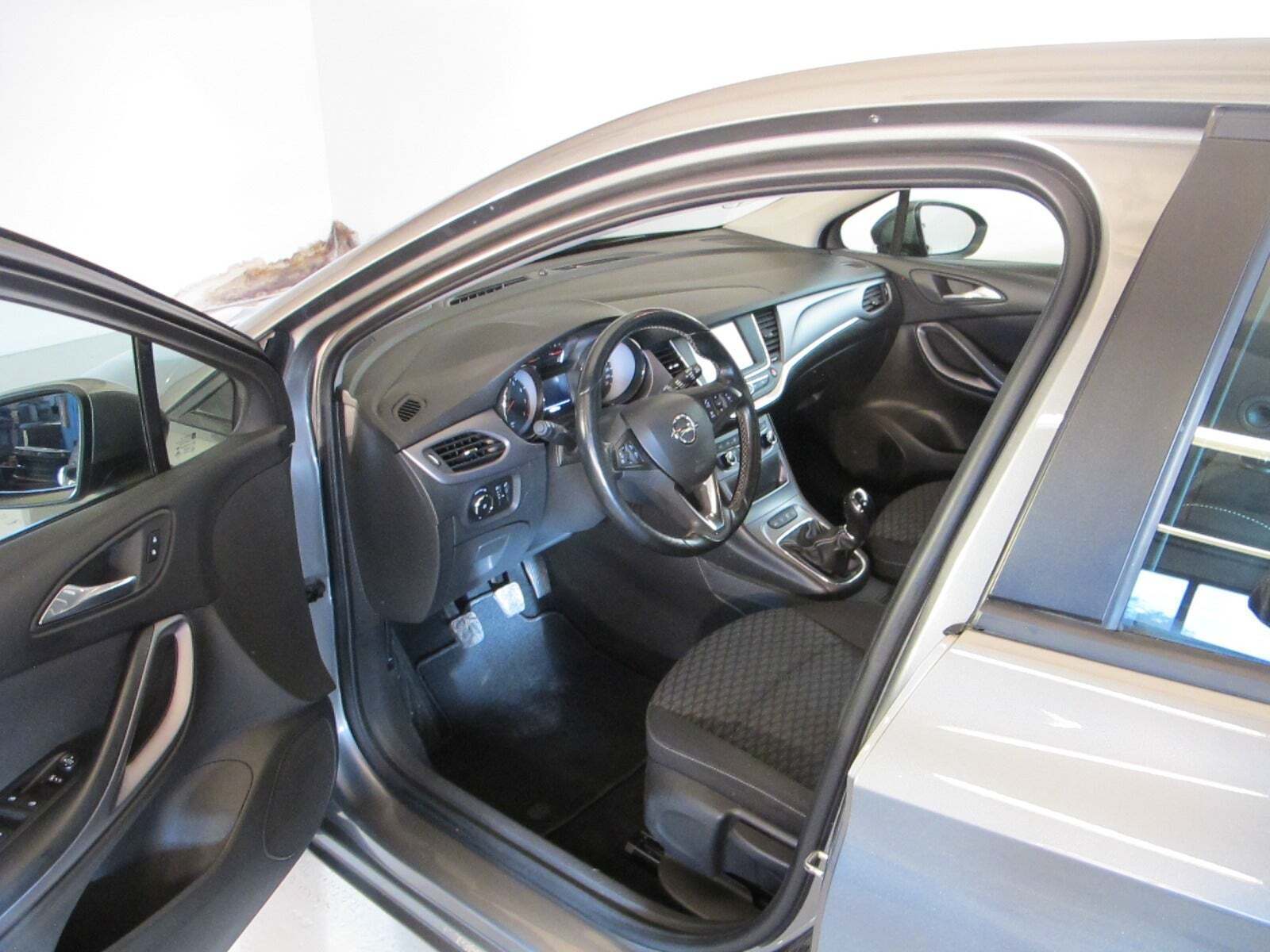 Opel Astra 1,4 T 125 Enjoy