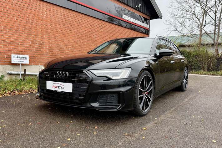 Sort Audi A6 fra 2022 set udefra