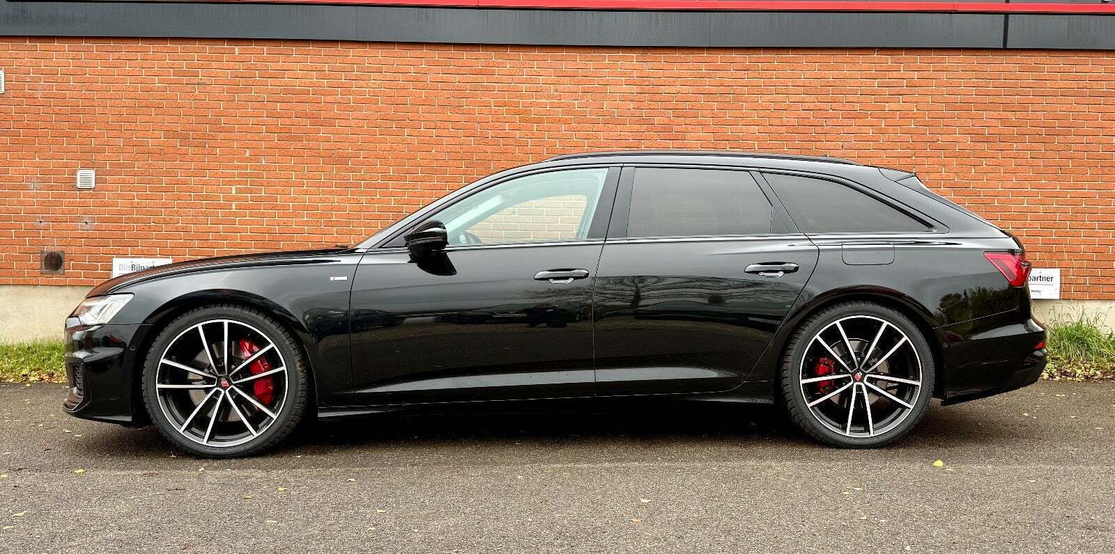 Sort Audi A6 fra 2022