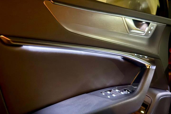 Sort Audi A6 fra 2022