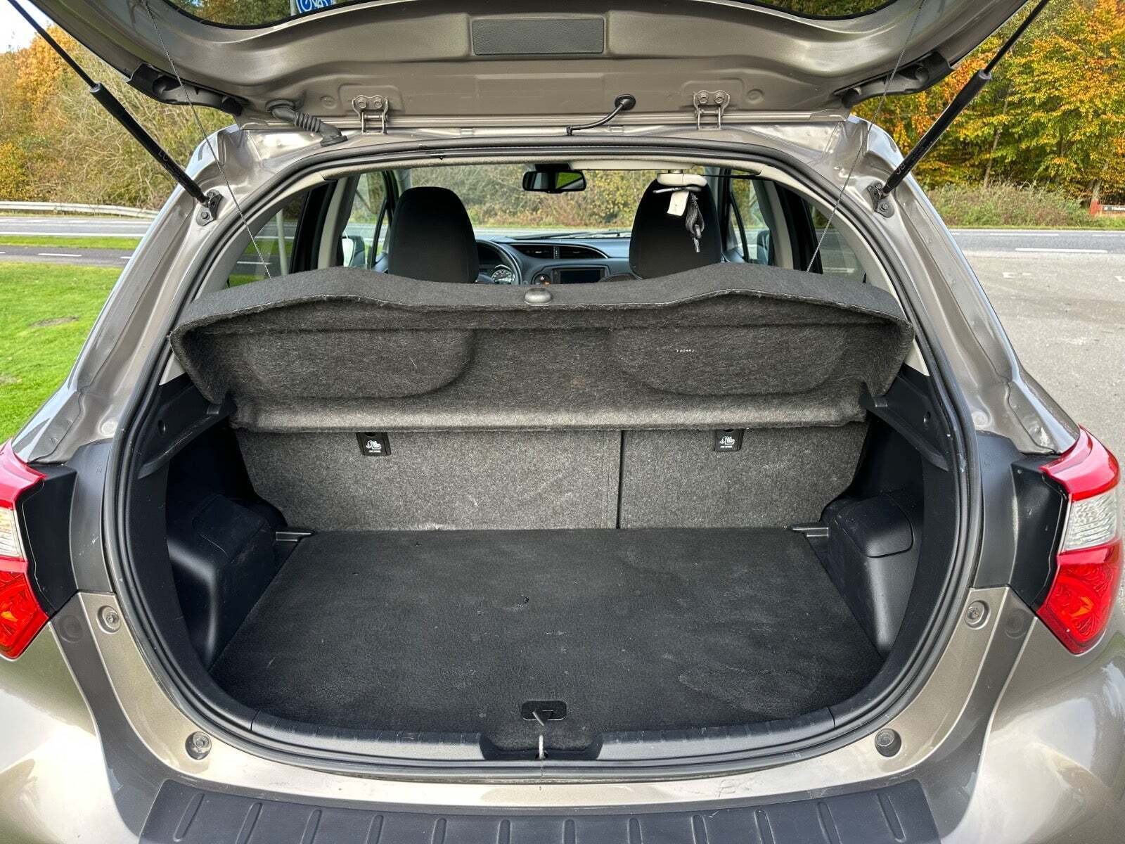 undefined Toyota Yaris fra 2019