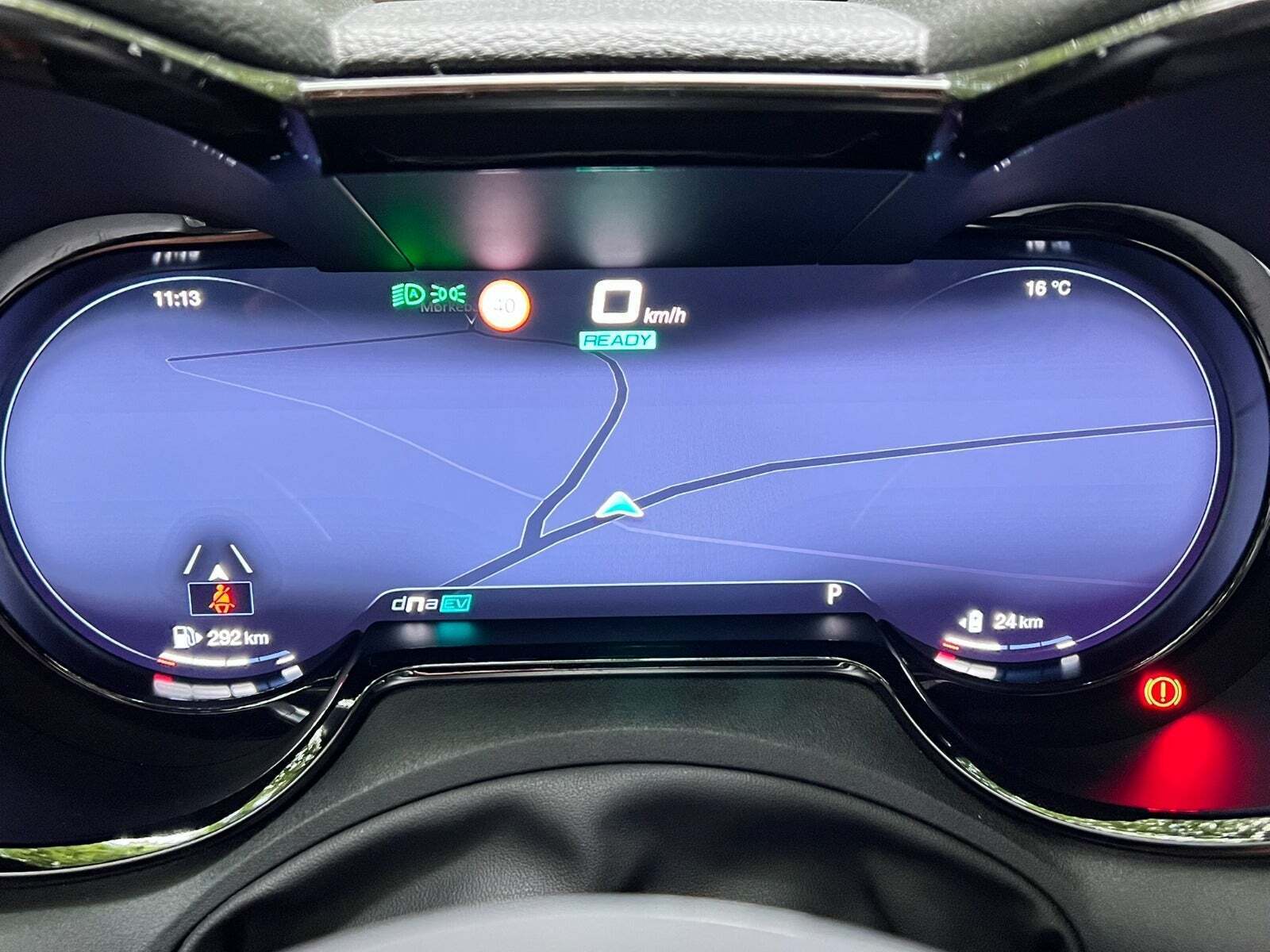 Rød Alfa Romeo Tonale fra 2023