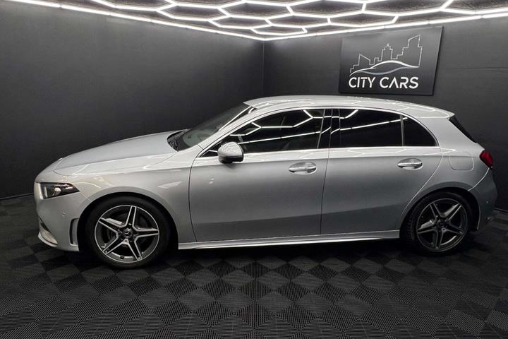 Sølv Mercedes A200 fra 2018