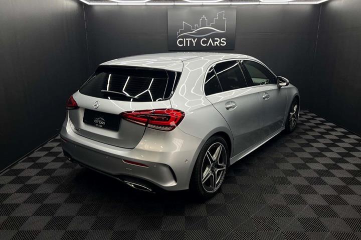 Sølv Mercedes A200 fra 2018