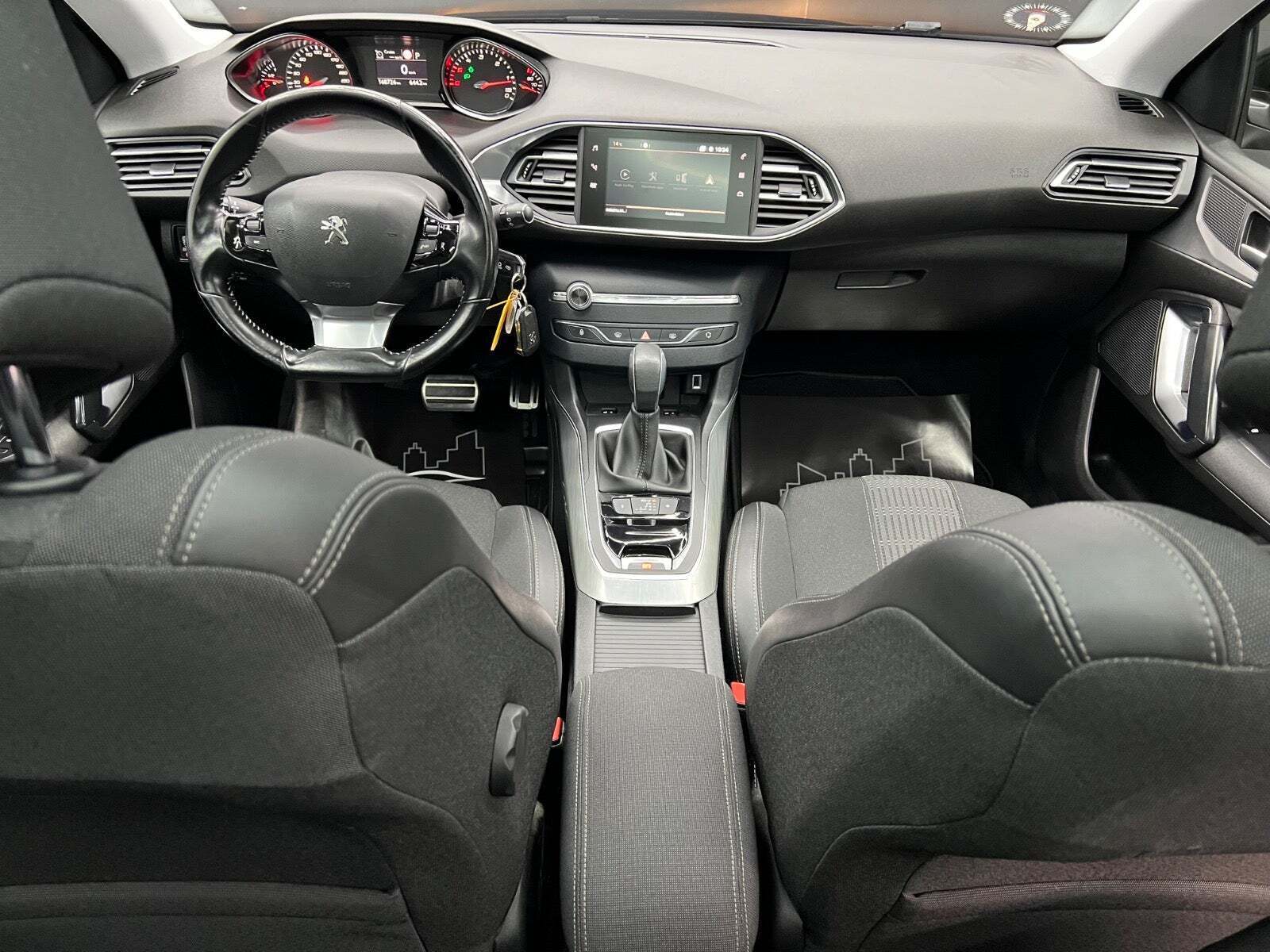 Peugeot 308 1,6 BlueHDi 120 Allure Sky SW EAT6