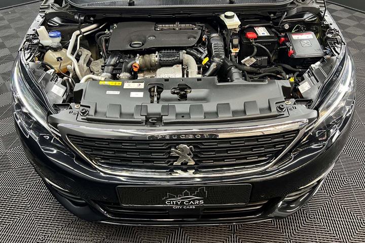 Sort Peugeot 308 fra 2017