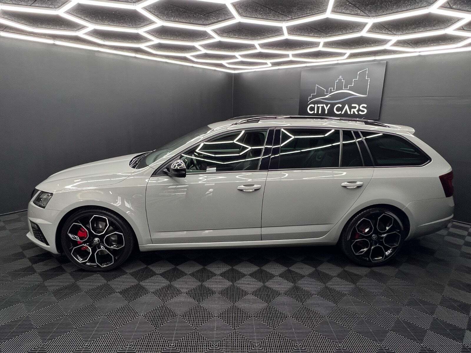 Skoda Octavia 2,0 TSi 245 RS Combi DSG