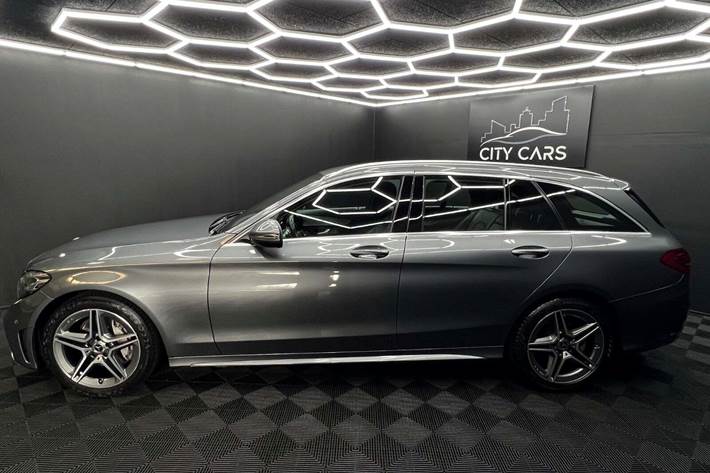 Grå Mercedes C220 d fra 2020