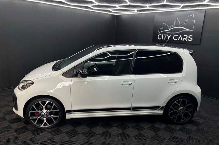 Hvid VW UP! fra 2019