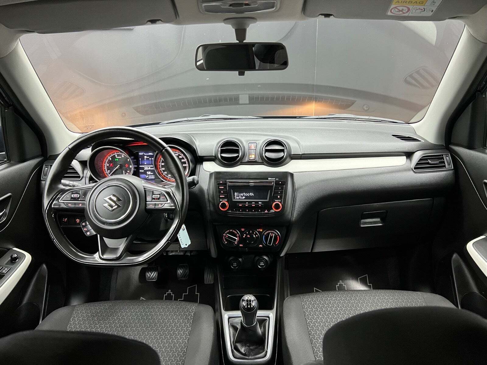 Suzuki Swift 1,2 Dualjet Club