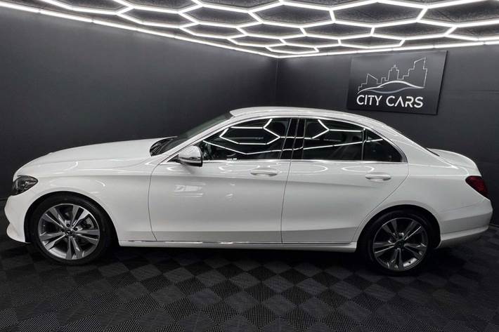 Hvid Mercedes C220 d fra 2018