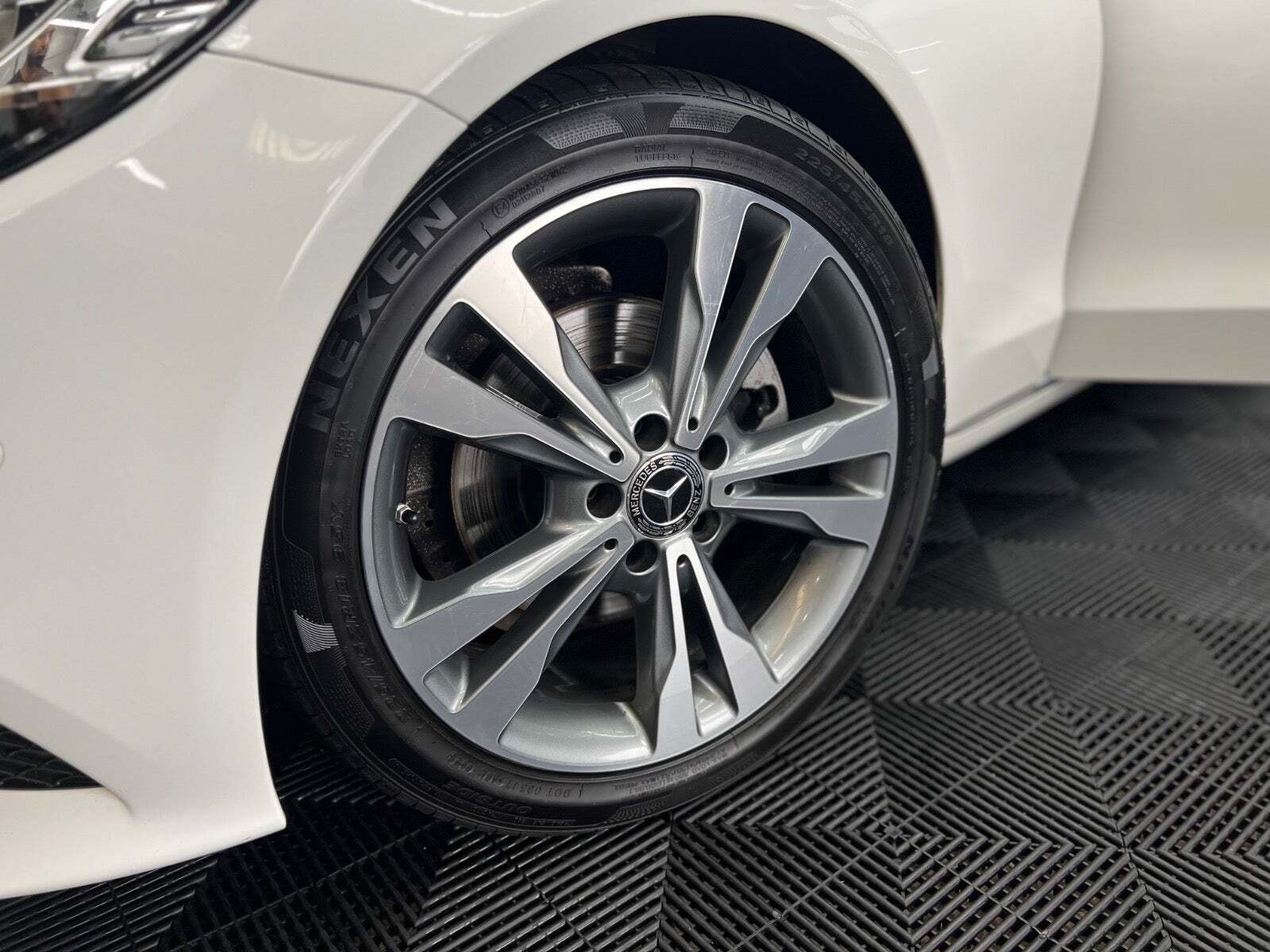 Hvid Mercedes C220 d fra 2018