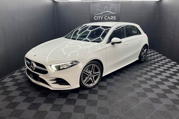 Hvid Mercedes A220 d fra 2020 set udefra
