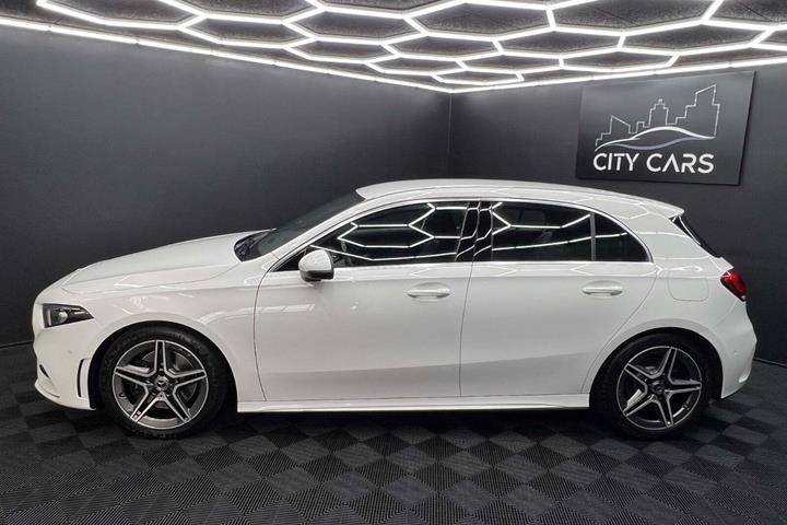 Hvid Mercedes A220 d fra 2020
