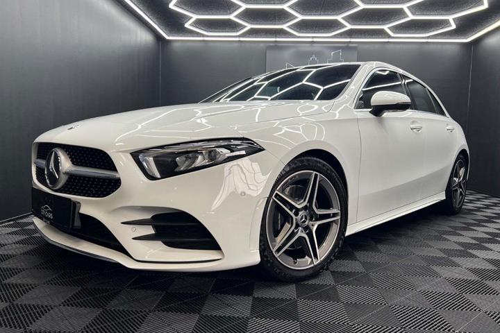 Hvid Mercedes A220 d fra 2020