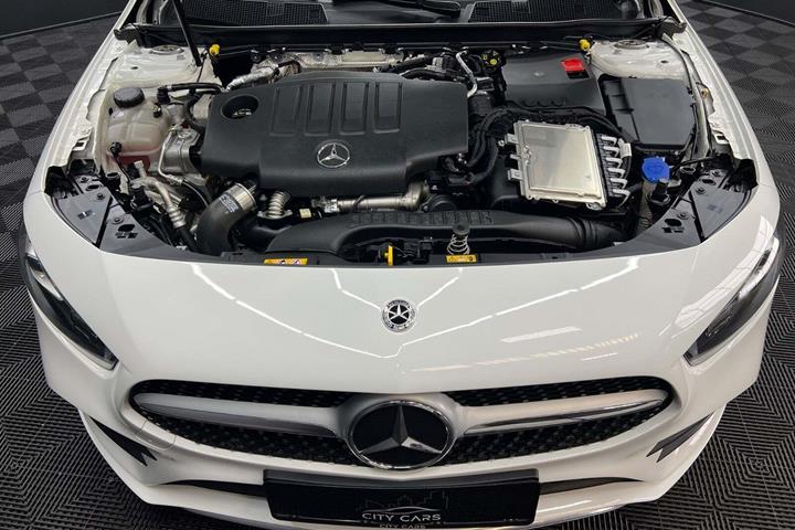 Hvid Mercedes A220 d fra 2020