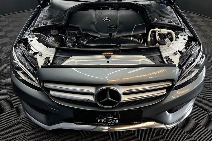 Grå Mercedes C220 d fra 2017