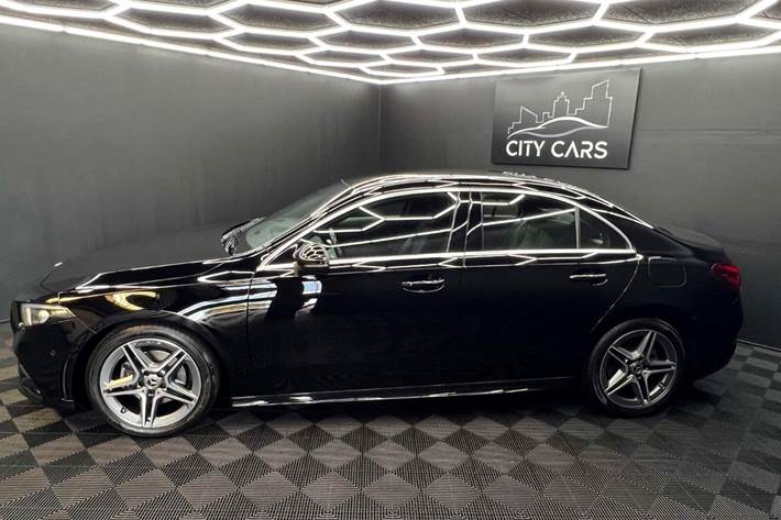 Sort Mercedes A200 fra 2020