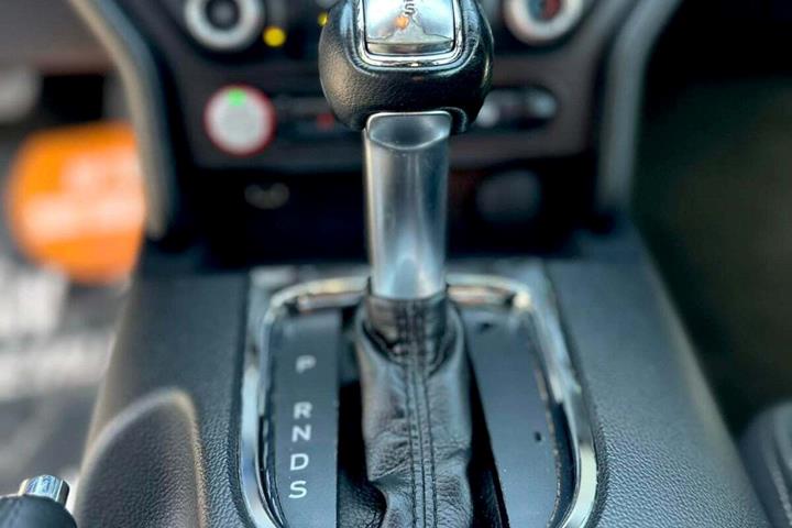 undefined Ford Mustang fra 2016