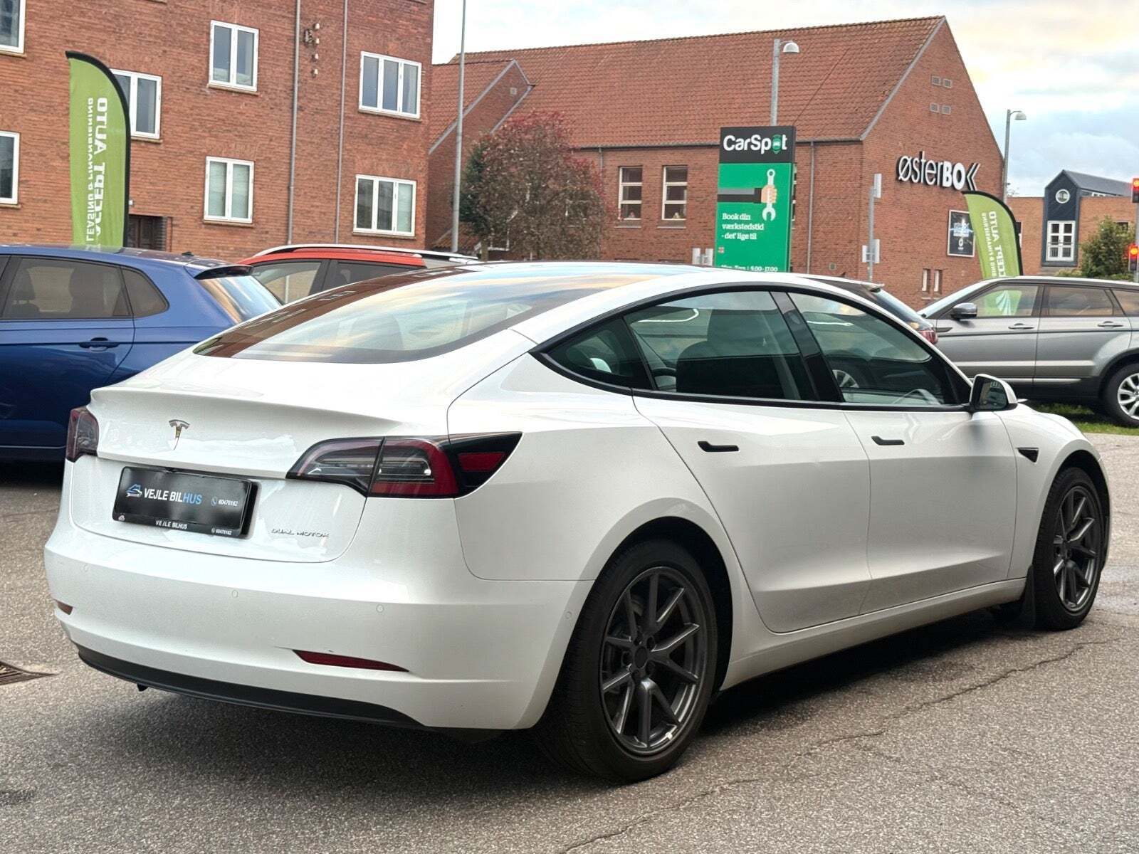 Tesla Model 3 Long Range AWD