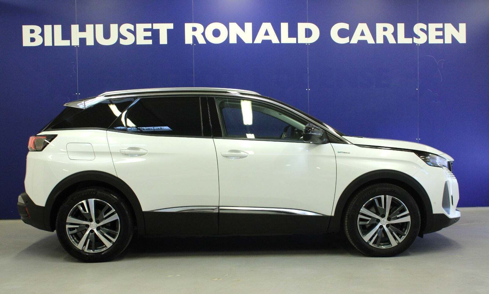 Hvid Peugeot 3008 fra 2021