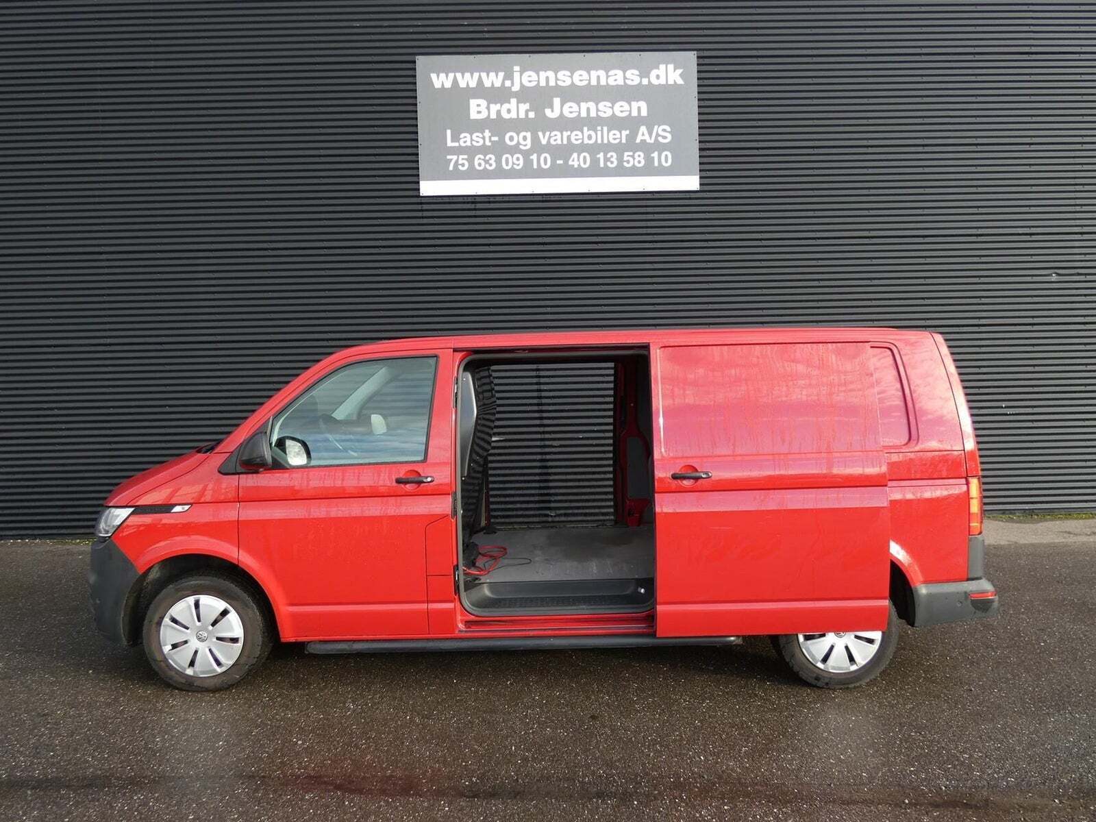 VW Transporter 2,0 TDi 150 Kassevogn DSG lang