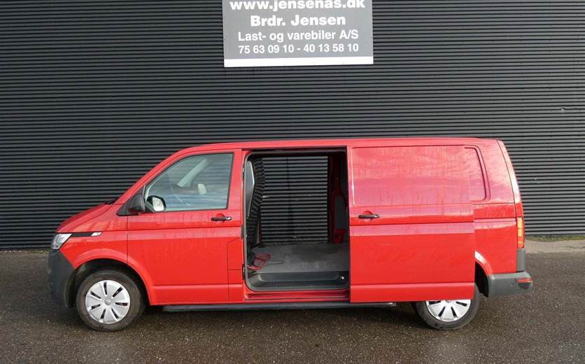 VW Transporter 2,0 TDi 150 Kassevogn DSG lang