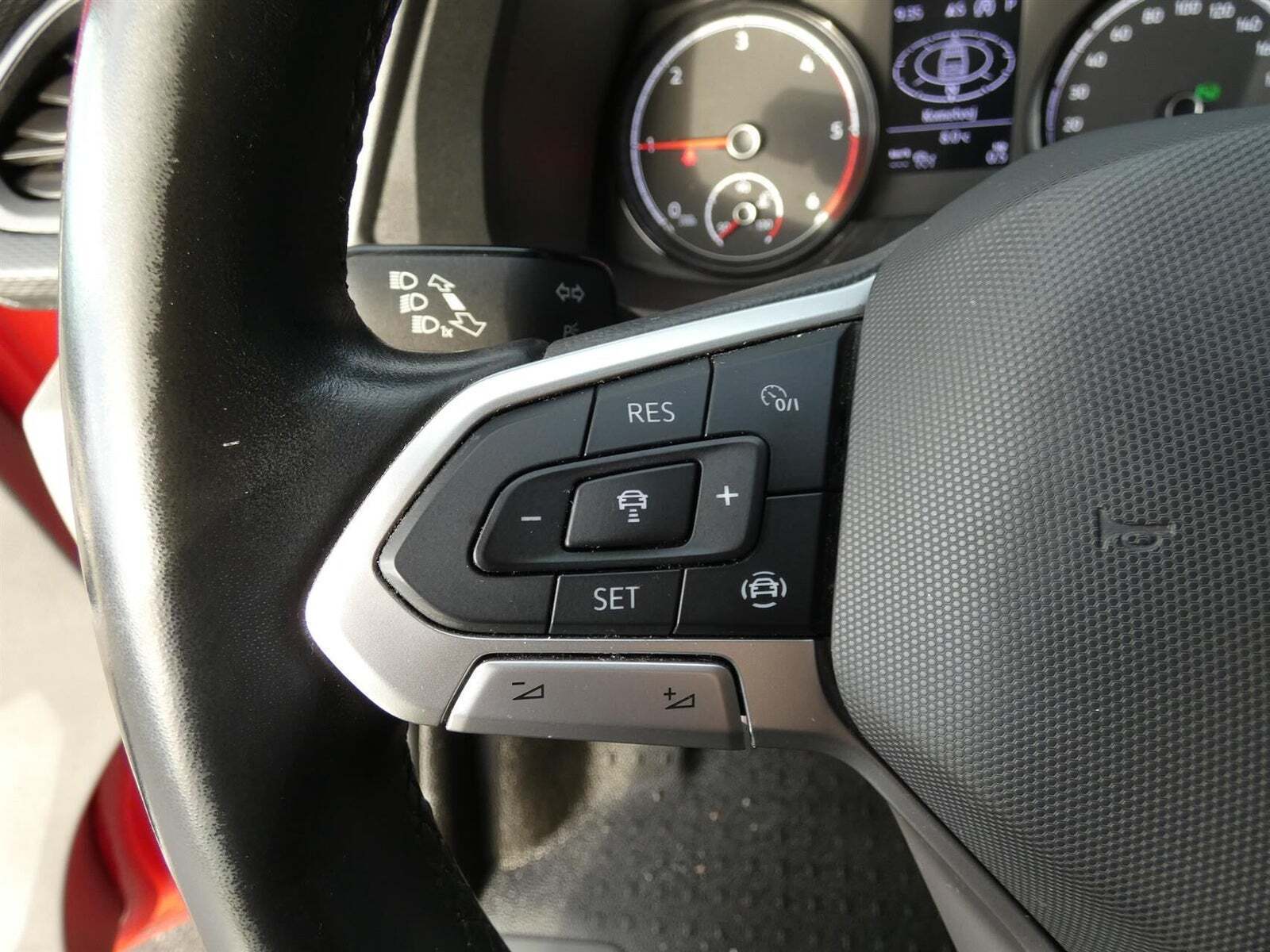 Rød VW Transporter fra 2021