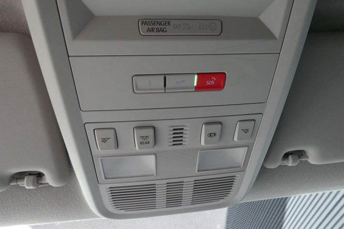 Rød VW Transporter fra 2021