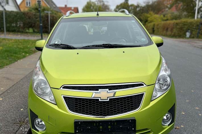 Grøn Chevrolet Spark fra 2012