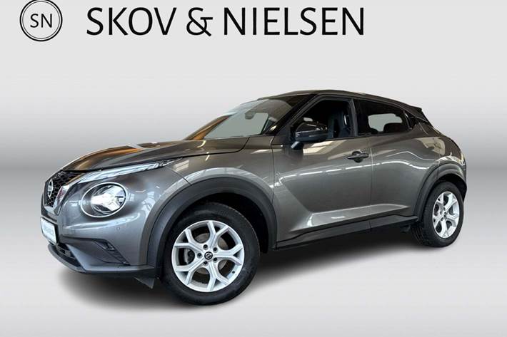 Grå Nissan Juke fra 2019 set udefra
