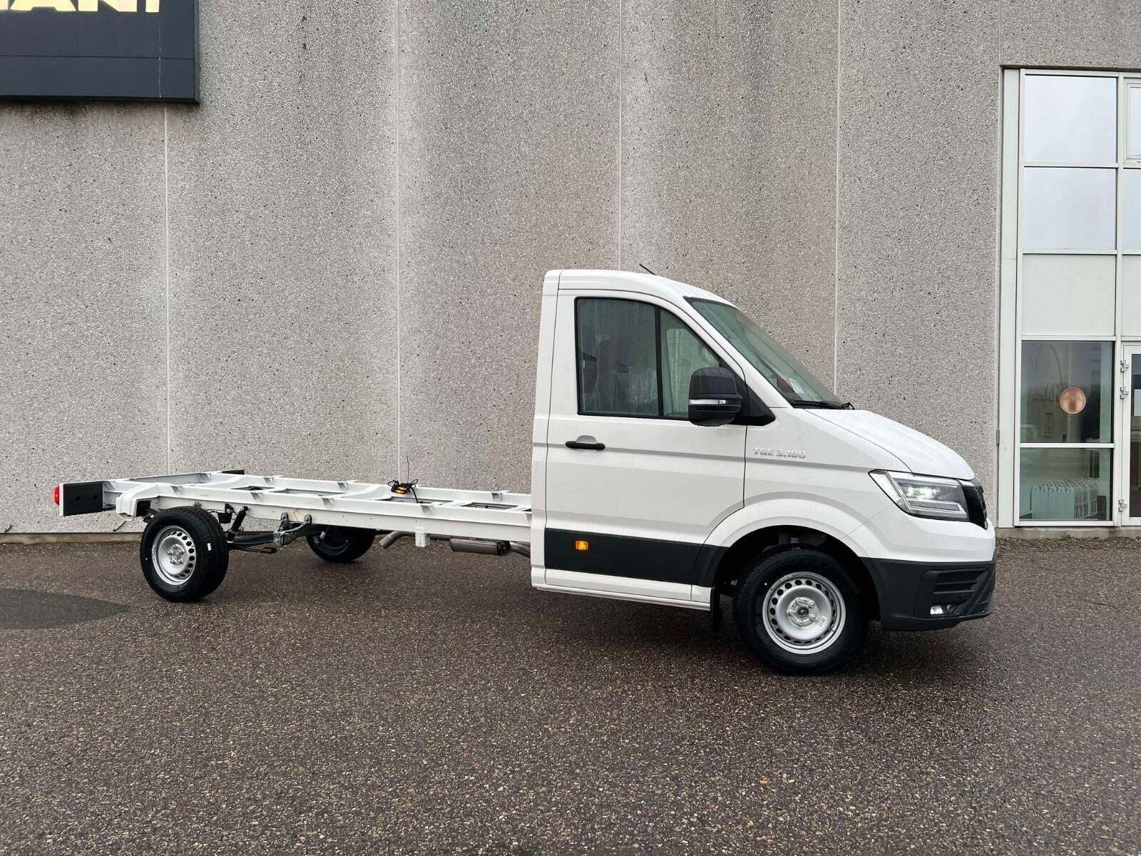 MAN TGE 2,0 3.180 Chassis L4 aut. FWD