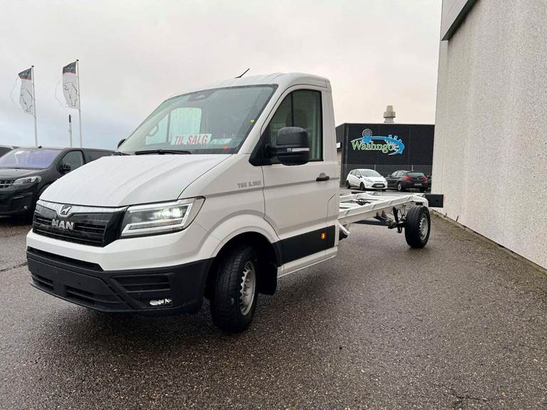MAN TGE 2,0 3.180 Chassis L4 aut. FWD