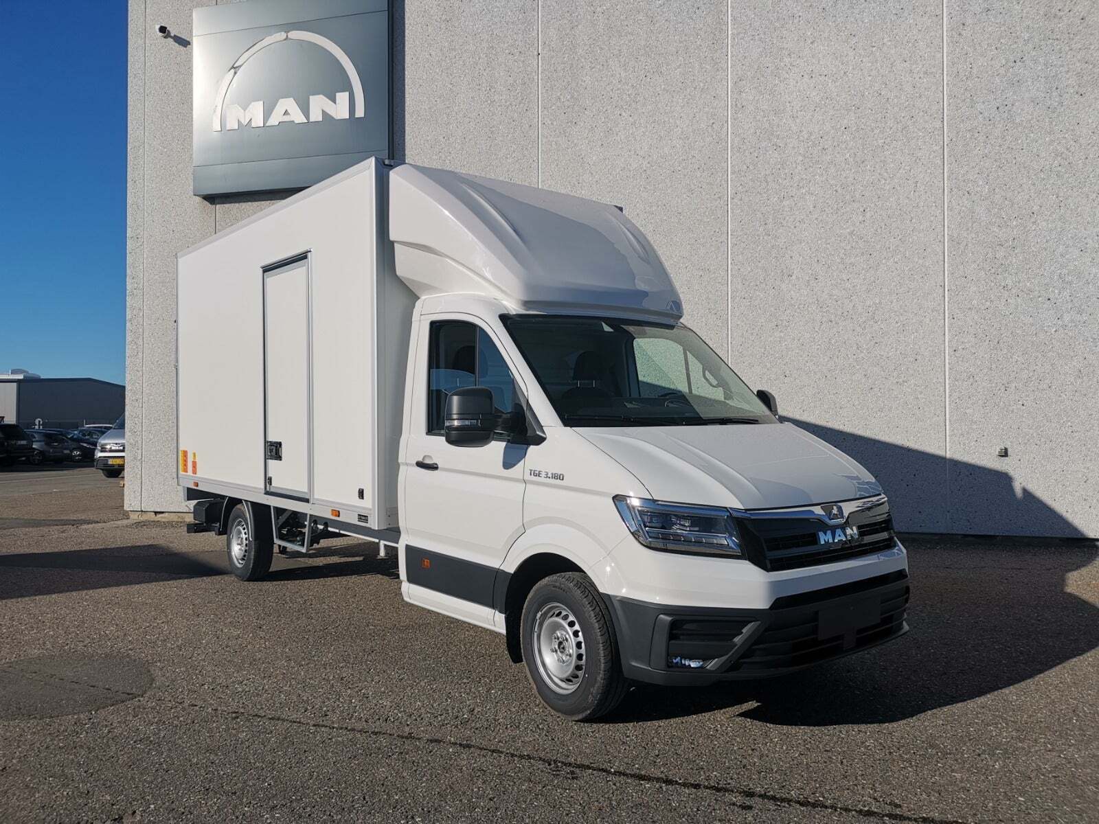 MAN TGE 2,0 3.180 Chassis L4 aut. FWD