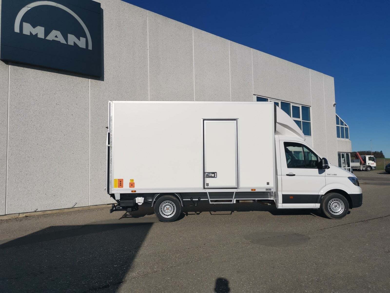 MAN TGE 2,0 3.180 Chassis L4 aut. FWD