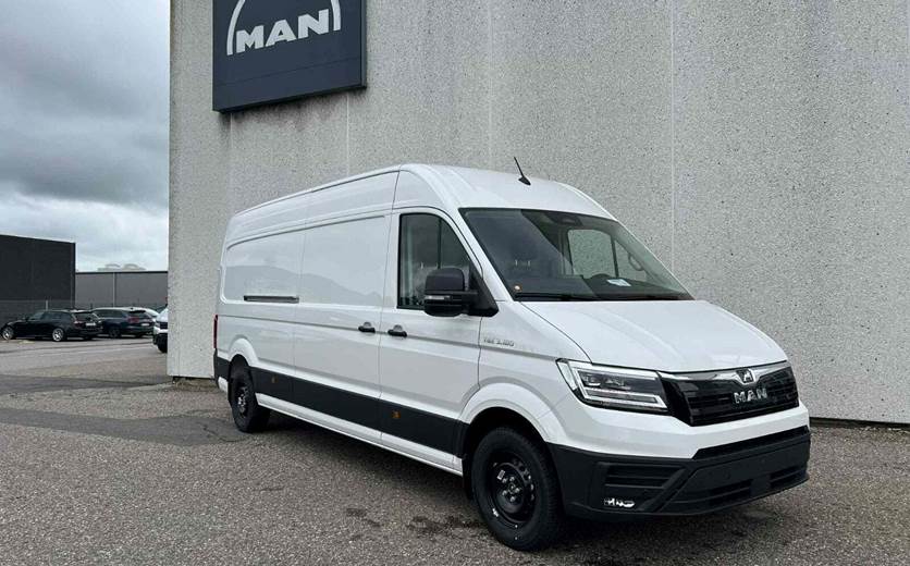 MAN TGE 2,0 3.180 Kassevogn L4H3 aut. FWD