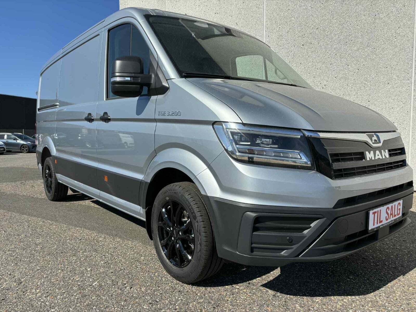 MAN TGE 2,0 3.200 Kassevogn L3H3 aut. FWD