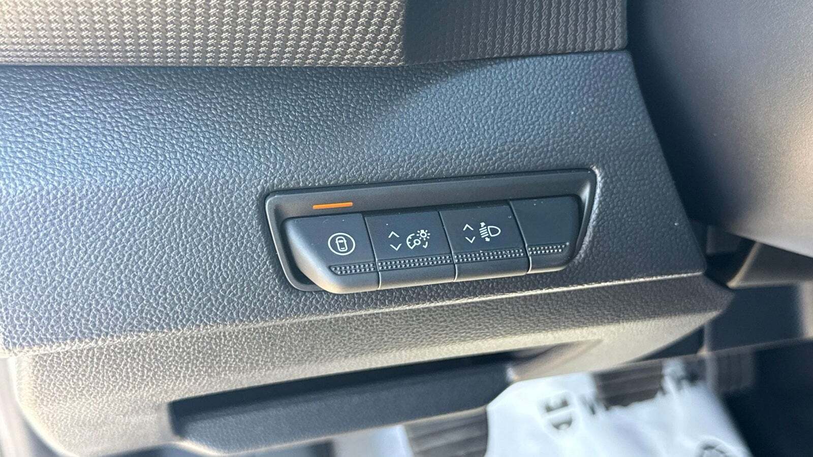 Hvid Renault Trafic fra 2025