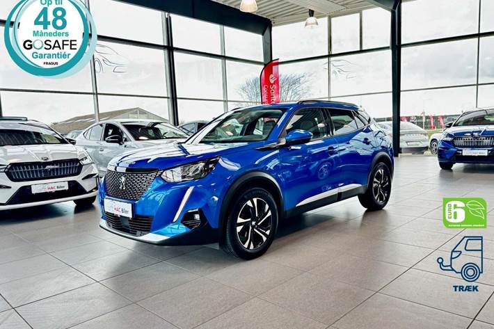 Blå Peugeot 2008 fra 2021 set udefra