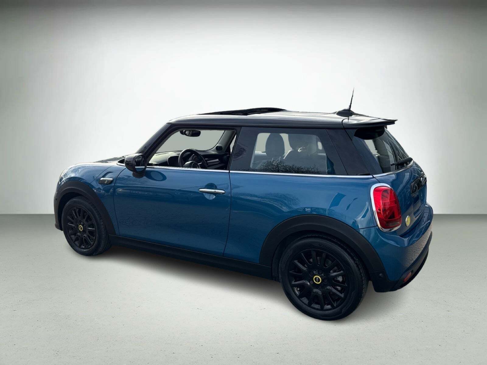 Mini Cooper SE Classic Trim