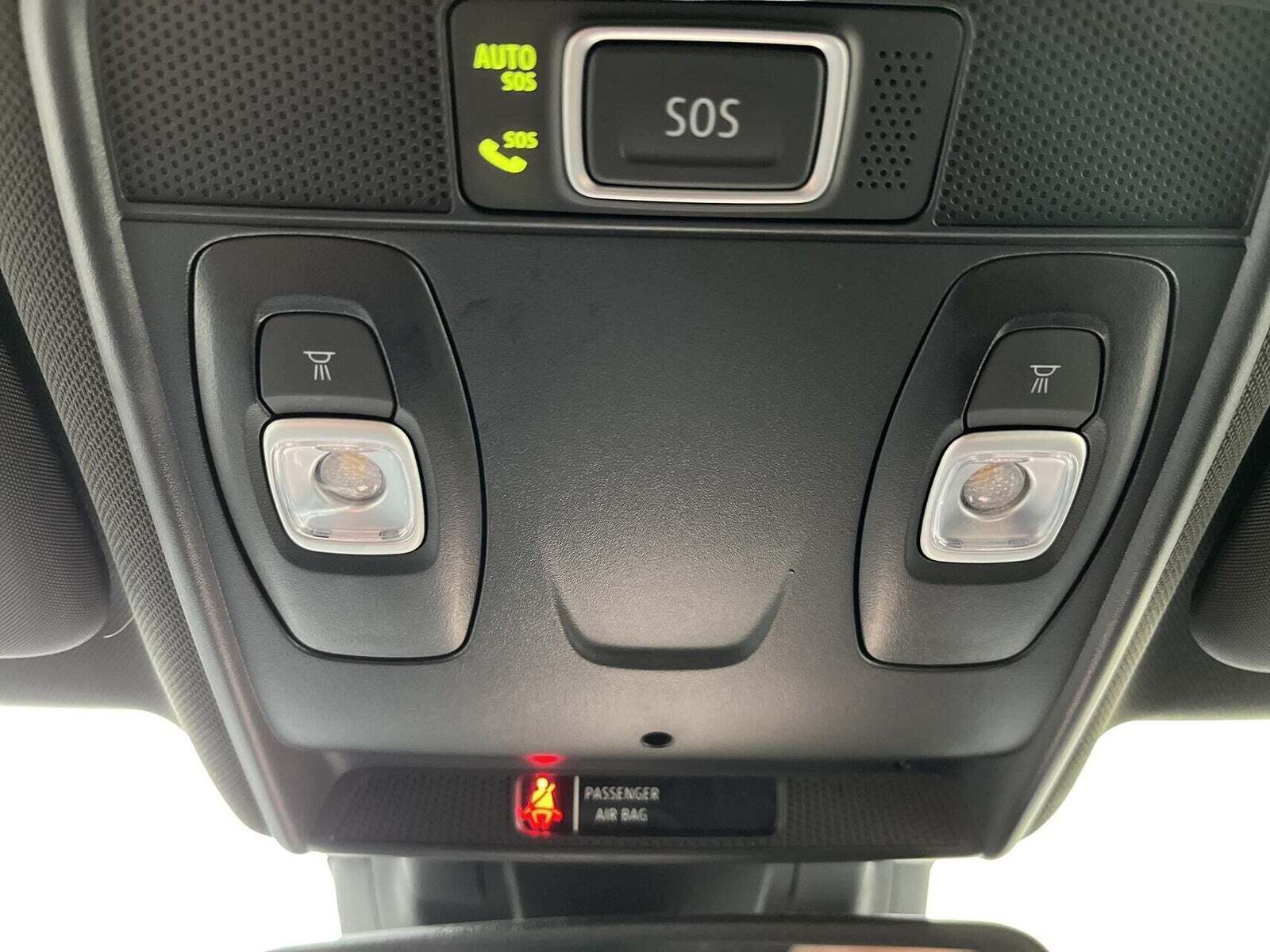 Blå Renault Clio V fra 2020