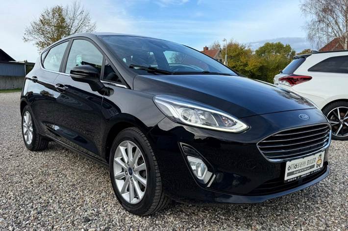 Sort Ford Fiesta fra 2018 set udefra