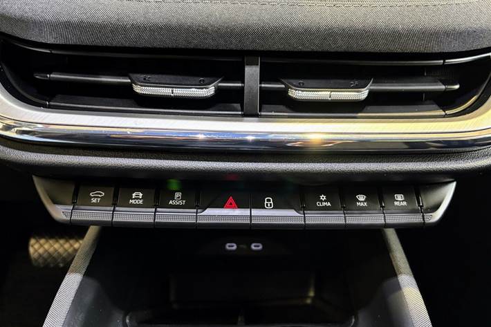 Grøn Skoda Enyaq iV fra 2022