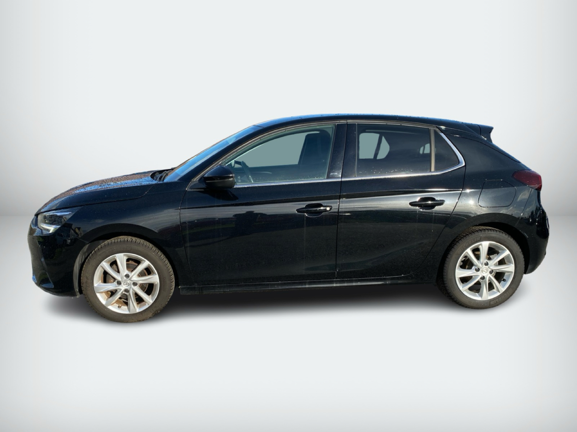 Sort Opel Corsa fra 2021