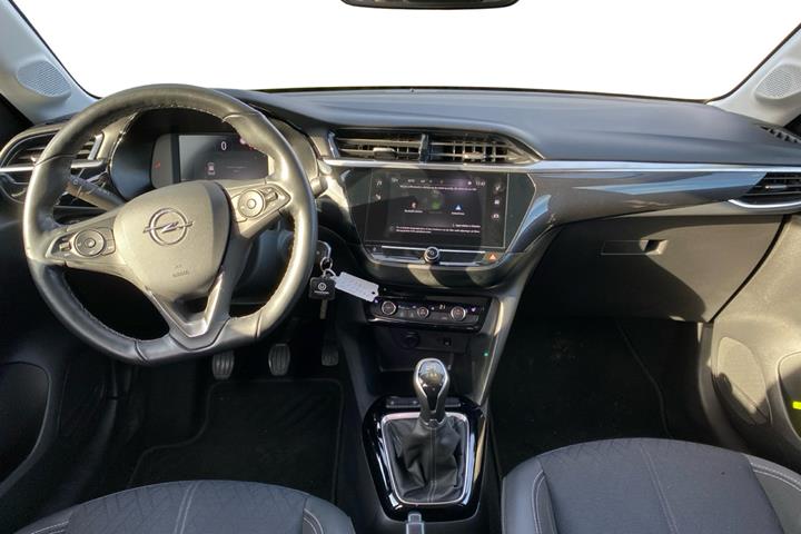 Sort Opel Corsa fra 2021