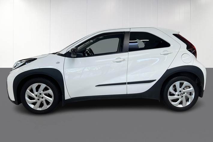 Hvid Toyota Aygo X fra 2022
